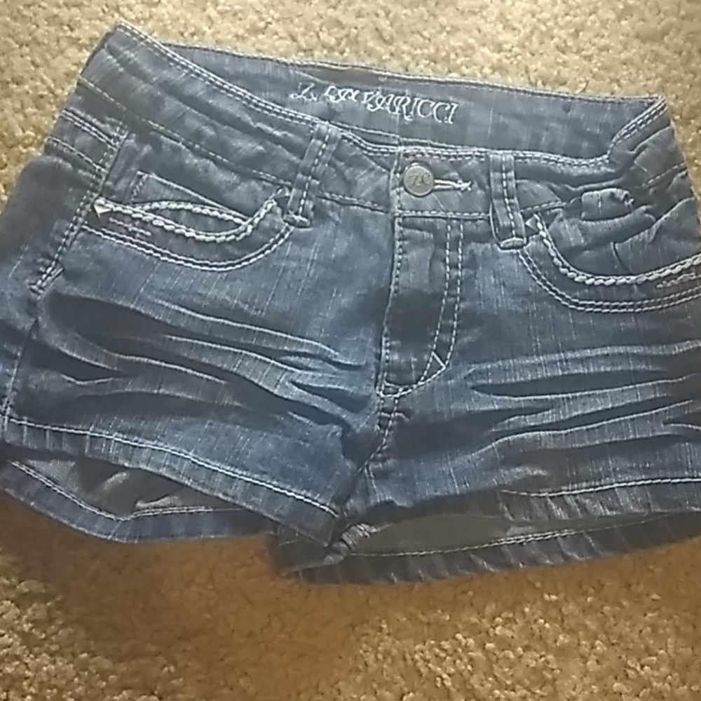 I am selling Z.CAVARICCI Jean shorts.